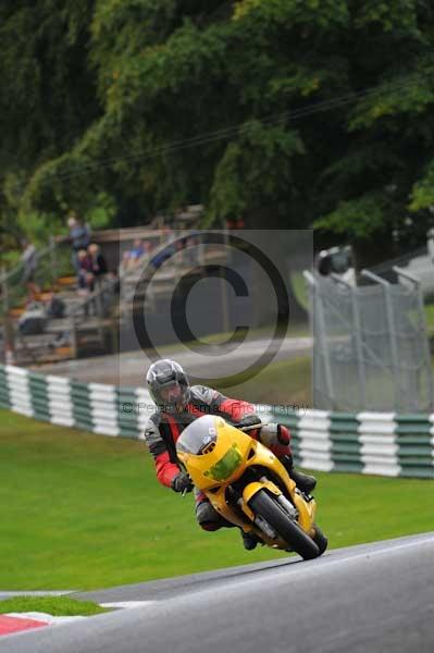 Motorcycle action photographs;cadwell;cadwell park photographs;event digital images;eventdigitalimages;motor racing louth lincolnshire;no limits trackday;peter wileman photography;trackday;trackday digital images;trackday photos