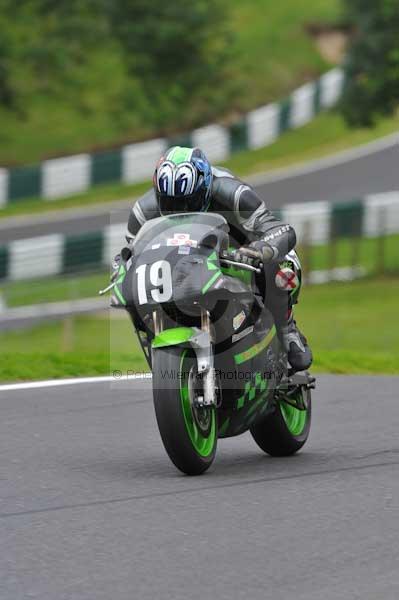 Motorcycle action photographs;cadwell;cadwell park photographs;event digital images;eventdigitalimages;motor racing louth lincolnshire;no limits trackday;peter wileman photography;trackday;trackday digital images;trackday photos