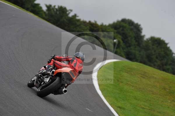 Motorcycle action photographs;cadwell;cadwell park photographs;event digital images;eventdigitalimages;motor racing louth lincolnshire;no limits trackday;peter wileman photography;trackday;trackday digital images;trackday photos