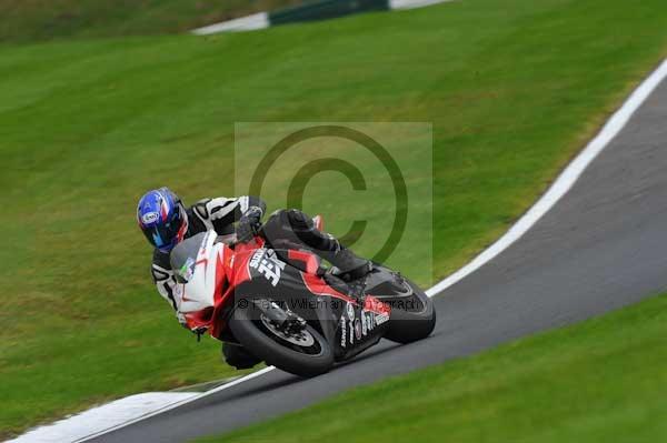 Motorcycle action photographs;cadwell;cadwell park photographs;event digital images;eventdigitalimages;motor racing louth lincolnshire;no limits trackday;peter wileman photography;trackday;trackday digital images;trackday photos