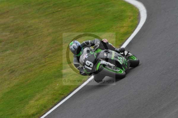 Motorcycle action photographs;cadwell;cadwell park photographs;event digital images;eventdigitalimages;motor racing louth lincolnshire;no limits trackday;peter wileman photography;trackday;trackday digital images;trackday photos