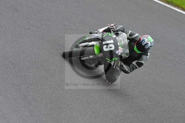Motorcycle action photographs;cadwell;cadwell park photographs;event digital images;eventdigitalimages;motor racing louth lincolnshire;no limits trackday;peter wileman photography;trackday;trackday digital images;trackday photos