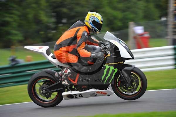 Motorcycle action photographs;cadwell;cadwell park photographs;event digital images;eventdigitalimages;motor racing louth lincolnshire;no limits trackday;peter wileman photography;trackday;trackday digital images;trackday photos