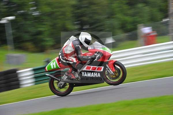 Motorcycle action photographs;cadwell;cadwell park photographs;event digital images;eventdigitalimages;motor racing louth lincolnshire;no limits trackday;peter wileman photography;trackday;trackday digital images;trackday photos