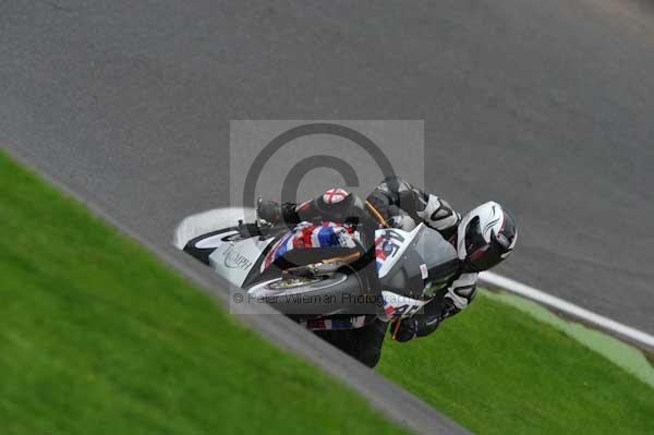 Motorcycle action photographs;cadwell;cadwell park photographs;event digital images;eventdigitalimages;motor racing louth lincolnshire;no limits trackday;peter wileman photography;trackday;trackday digital images;trackday photos