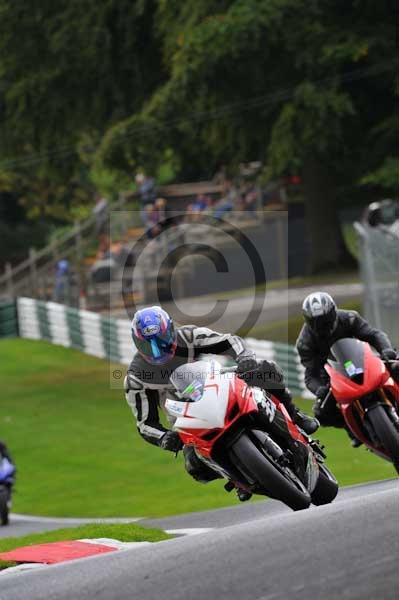 Motorcycle action photographs;cadwell;cadwell park photographs;event digital images;eventdigitalimages;motor racing louth lincolnshire;no limits trackday;peter wileman photography;trackday;trackday digital images;trackday photos