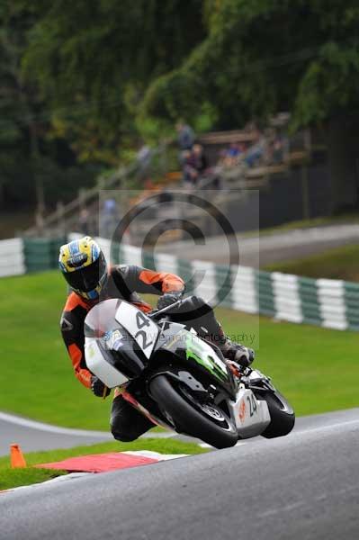 Motorcycle action photographs;cadwell;cadwell park photographs;event digital images;eventdigitalimages;motor racing louth lincolnshire;no limits trackday;peter wileman photography;trackday;trackday digital images;trackday photos