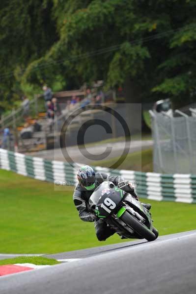 Motorcycle action photographs;cadwell;cadwell park photographs;event digital images;eventdigitalimages;motor racing louth lincolnshire;no limits trackday;peter wileman photography;trackday;trackday digital images;trackday photos