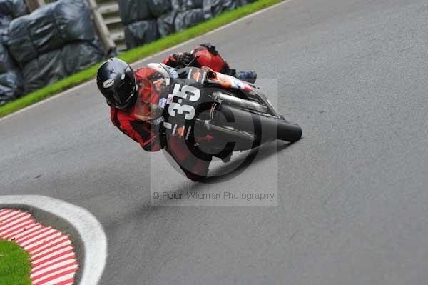 Motorcycle action photographs;cadwell;cadwell park photographs;event digital images;eventdigitalimages;motor racing louth lincolnshire;no limits trackday;peter wileman photography;trackday;trackday digital images;trackday photos