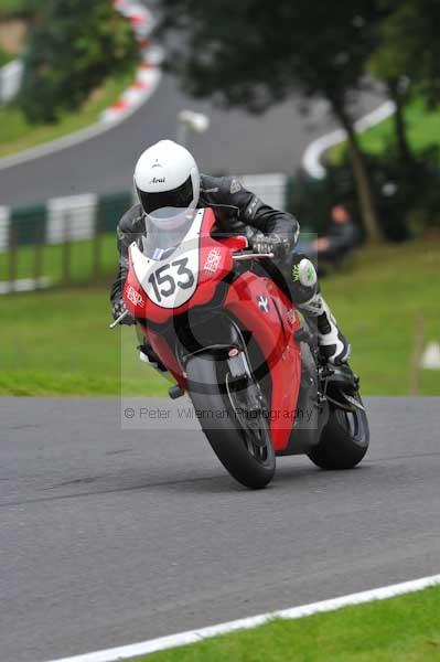 Motorcycle action photographs;cadwell;cadwell park photographs;event digital images;eventdigitalimages;motor racing louth lincolnshire;no limits trackday;peter wileman photography;trackday;trackday digital images;trackday photos