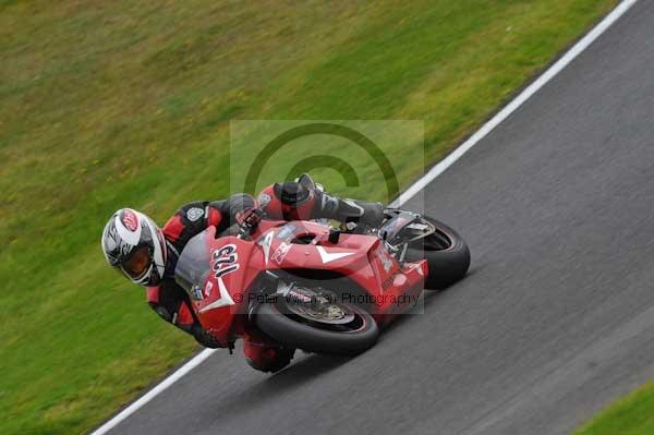 Motorcycle action photographs;cadwell;cadwell park photographs;event digital images;eventdigitalimages;motor racing louth lincolnshire;no limits trackday;peter wileman photography;trackday;trackday digital images;trackday photos