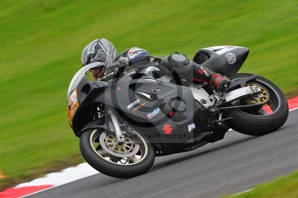Motorcycle action photographs;cadwell;cadwell park photographs;event digital images;eventdigitalimages;motor racing louth lincolnshire;no limits trackday;peter wileman photography;trackday;trackday digital images;trackday photos