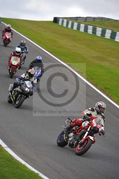Motorcycle action photographs;cadwell;cadwell park photographs;event digital images;eventdigitalimages;motor racing louth lincolnshire;no limits trackday;peter wileman photography;trackday;trackday digital images;trackday photos