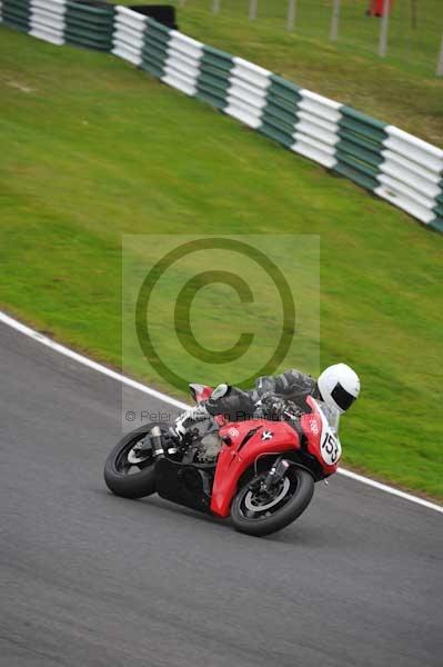 Motorcycle action photographs;cadwell;cadwell park photographs;event digital images;eventdigitalimages;motor racing louth lincolnshire;no limits trackday;peter wileman photography;trackday;trackday digital images;trackday photos