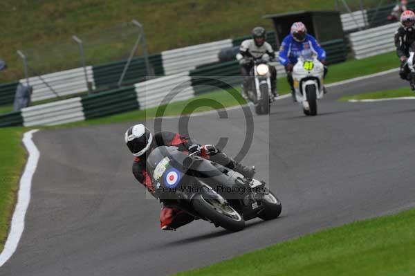 Motorcycle action photographs;cadwell;cadwell park photographs;event digital images;eventdigitalimages;motor racing louth lincolnshire;no limits trackday;peter wileman photography;trackday;trackday digital images;trackday photos
