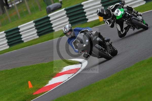 Motorcycle action photographs;cadwell;cadwell park photographs;event digital images;eventdigitalimages;motor racing louth lincolnshire;no limits trackday;peter wileman photography;trackday;trackday digital images;trackday photos