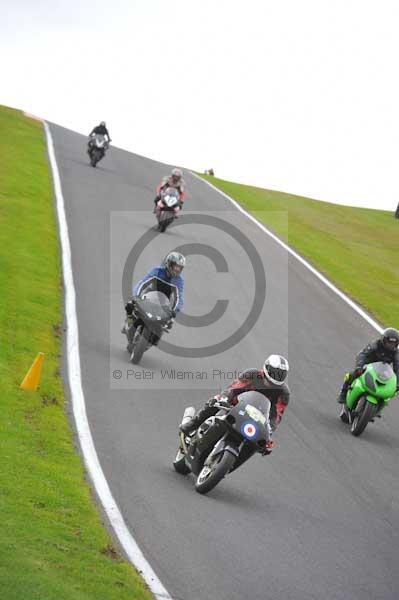 Motorcycle action photographs;cadwell;cadwell park photographs;event digital images;eventdigitalimages;motor racing louth lincolnshire;no limits trackday;peter wileman photography;trackday;trackday digital images;trackday photos