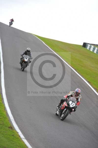 Motorcycle action photographs;cadwell;cadwell park photographs;event digital images;eventdigitalimages;motor racing louth lincolnshire;no limits trackday;peter wileman photography;trackday;trackday digital images;trackday photos