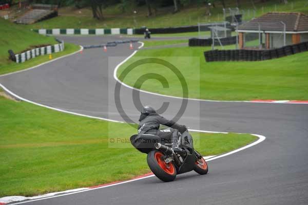 Motorcycle action photographs;cadwell;cadwell park photographs;event digital images;eventdigitalimages;motor racing louth lincolnshire;no limits trackday;peter wileman photography;trackday;trackday digital images;trackday photos