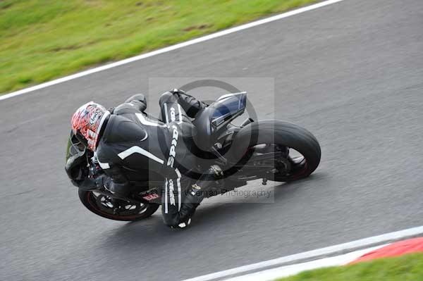 Motorcycle action photographs;cadwell;cadwell park photographs;event digital images;eventdigitalimages;motor racing louth lincolnshire;no limits trackday;peter wileman photography;trackday;trackday digital images;trackday photos