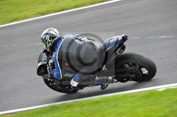 Motorcycle action photographs;cadwell;cadwell park photographs;event digital images;eventdigitalimages;motor racing louth lincolnshire;no limits trackday;peter wileman photography;trackday;trackday digital images;trackday photos