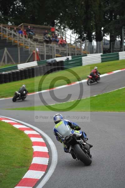 Motorcycle action photographs;cadwell;cadwell park photographs;event digital images;eventdigitalimages;motor racing louth lincolnshire;no limits trackday;peter wileman photography;trackday;trackday digital images;trackday photos