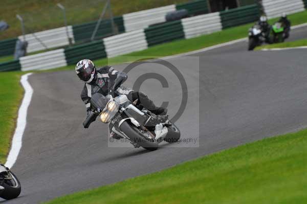 Motorcycle action photographs;cadwell;cadwell park photographs;event digital images;eventdigitalimages;motor racing louth lincolnshire;no limits trackday;peter wileman photography;trackday;trackday digital images;trackday photos