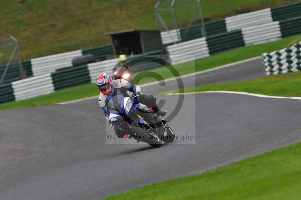 Motorcycle action photographs;cadwell;cadwell park photographs;event digital images;eventdigitalimages;motor racing louth lincolnshire;no limits trackday;peter wileman photography;trackday;trackday digital images;trackday photos