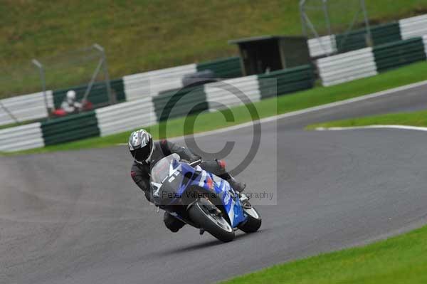Motorcycle action photographs;cadwell;cadwell park photographs;event digital images;eventdigitalimages;motor racing louth lincolnshire;no limits trackday;peter wileman photography;trackday;trackday digital images;trackday photos