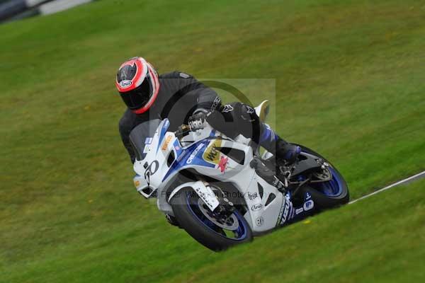 Motorcycle action photographs;cadwell;cadwell park photographs;event digital images;eventdigitalimages;motor racing louth lincolnshire;no limits trackday;peter wileman photography;trackday;trackday digital images;trackday photos