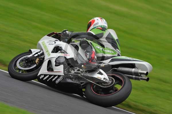 Motorcycle action photographs;cadwell;cadwell park photographs;event digital images;eventdigitalimages;motor racing louth lincolnshire;no limits trackday;peter wileman photography;trackday;trackday digital images;trackday photos