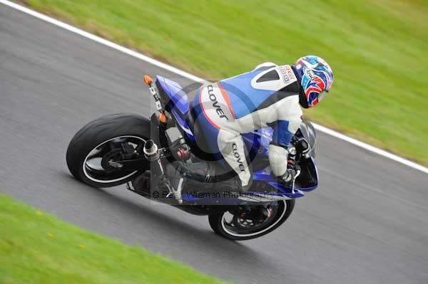 Motorcycle action photographs;cadwell;cadwell park photographs;event digital images;eventdigitalimages;motor racing louth lincolnshire;no limits trackday;peter wileman photography;trackday;trackday digital images;trackday photos
