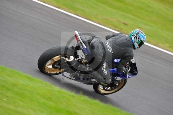 Motorcycle action photographs;cadwell;cadwell park photographs;event digital images;eventdigitalimages;motor racing louth lincolnshire;no limits trackday;peter wileman photography;trackday;trackday digital images;trackday photos