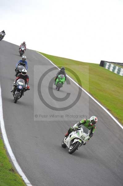 Motorcycle action photographs;cadwell;cadwell park photographs;event digital images;eventdigitalimages;motor racing louth lincolnshire;no limits trackday;peter wileman photography;trackday;trackday digital images;trackday photos
