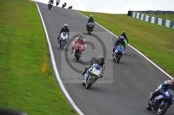 Motorcycle action photographs;cadwell;cadwell park photographs;event digital images;eventdigitalimages;motor racing louth lincolnshire;no limits trackday;peter wileman photography;trackday;trackday digital images;trackday photos