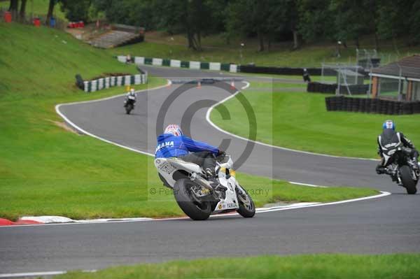 Motorcycle action photographs;cadwell;cadwell park photographs;event digital images;eventdigitalimages;motor racing louth lincolnshire;no limits trackday;peter wileman photography;trackday;trackday digital images;trackday photos