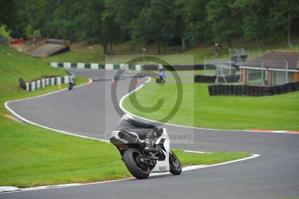 Motorcycle action photographs;cadwell;cadwell park photographs;event digital images;eventdigitalimages;motor racing louth lincolnshire;no limits trackday;peter wileman photography;trackday;trackday digital images;trackday photos