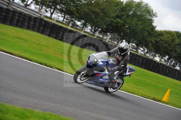 Motorcycle action photographs;cadwell;cadwell park photographs;event digital images;eventdigitalimages;motor racing louth lincolnshire;no limits trackday;peter wileman photography;trackday;trackday digital images;trackday photos