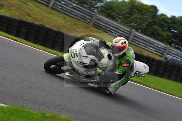 Motorcycle action photographs;cadwell;cadwell park photographs;event digital images;eventdigitalimages;motor racing louth lincolnshire;no limits trackday;peter wileman photography;trackday;trackday digital images;trackday photos