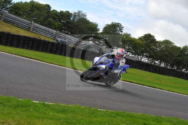 Motorcycle action photographs;cadwell;cadwell park photographs;event digital images;eventdigitalimages;motor racing louth lincolnshire;no limits trackday;peter wileman photography;trackday;trackday digital images;trackday photos