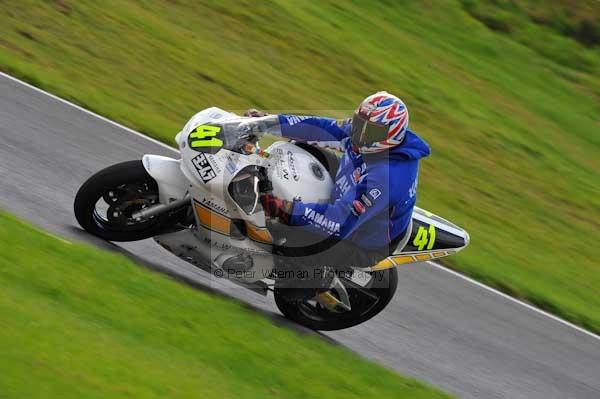 Motorcycle action photographs;cadwell;cadwell park photographs;event digital images;eventdigitalimages;motor racing louth lincolnshire;no limits trackday;peter wileman photography;trackday;trackday digital images;trackday photos
