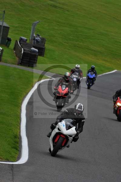 Motorcycle action photographs;cadwell;cadwell park photographs;event digital images;eventdigitalimages;motor racing louth lincolnshire;no limits trackday;peter wileman photography;trackday;trackday digital images;trackday photos