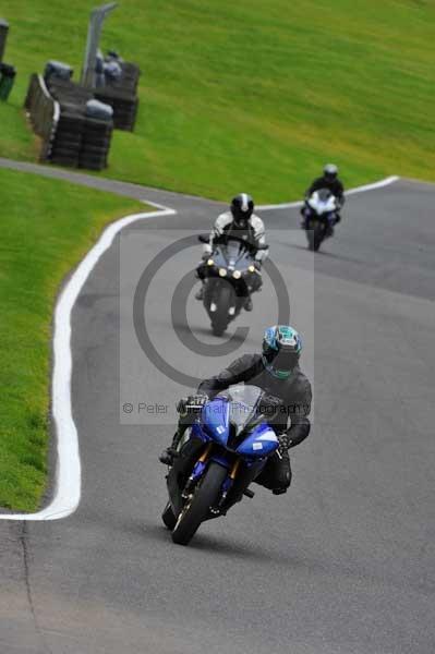 Motorcycle action photographs;cadwell;cadwell park photographs;event digital images;eventdigitalimages;motor racing louth lincolnshire;no limits trackday;peter wileman photography;trackday;trackday digital images;trackday photos