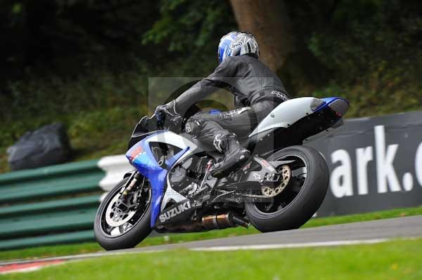 Motorcycle action photographs;cadwell;cadwell park photographs;event digital images;eventdigitalimages;motor racing louth lincolnshire;no limits trackday;peter wileman photography;trackday;trackday digital images;trackday photos