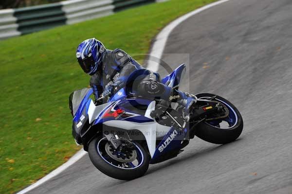 Motorcycle action photographs;cadwell;cadwell park photographs;event digital images;eventdigitalimages;motor racing louth lincolnshire;no limits trackday;peter wileman photography;trackday;trackday digital images;trackday photos