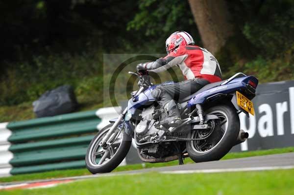 Motorcycle action photographs;cadwell;cadwell park photographs;event digital images;eventdigitalimages;motor racing louth lincolnshire;no limits trackday;peter wileman photography;trackday;trackday digital images;trackday photos