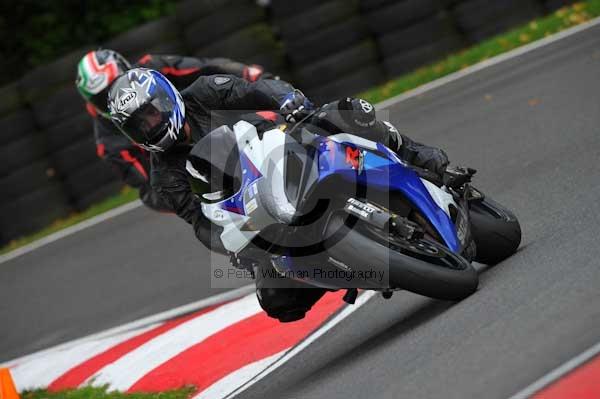 Motorcycle action photographs;cadwell;cadwell park photographs;event digital images;eventdigitalimages;motor racing louth lincolnshire;no limits trackday;peter wileman photography;trackday;trackday digital images;trackday photos