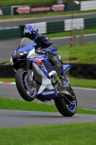 Motorcycle action photographs;cadwell;cadwell park photographs;event digital images;eventdigitalimages;motor racing louth lincolnshire;no limits trackday;peter wileman photography;trackday;trackday digital images;trackday photos