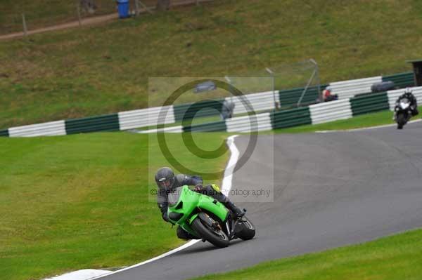 Motorcycle action photographs;cadwell;cadwell park photographs;event digital images;eventdigitalimages;motor racing louth lincolnshire;no limits trackday;peter wileman photography;trackday;trackday digital images;trackday photos