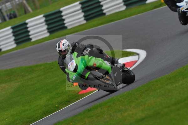 Motorcycle action photographs;cadwell;cadwell park photographs;event digital images;eventdigitalimages;motor racing louth lincolnshire;no limits trackday;peter wileman photography;trackday;trackday digital images;trackday photos